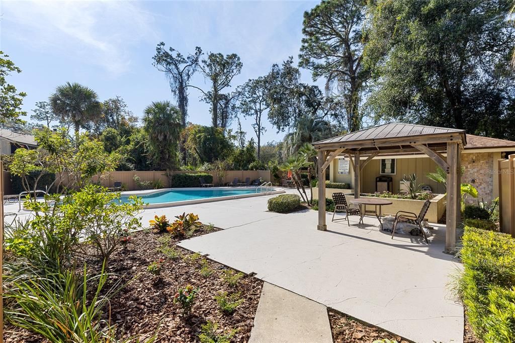 For Sale: $324,000 (3 beds, 2 baths, 1313 Square Feet)