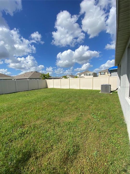 For Sale: $410,000 (3 beds, 2 baths, 1690 Square Feet)