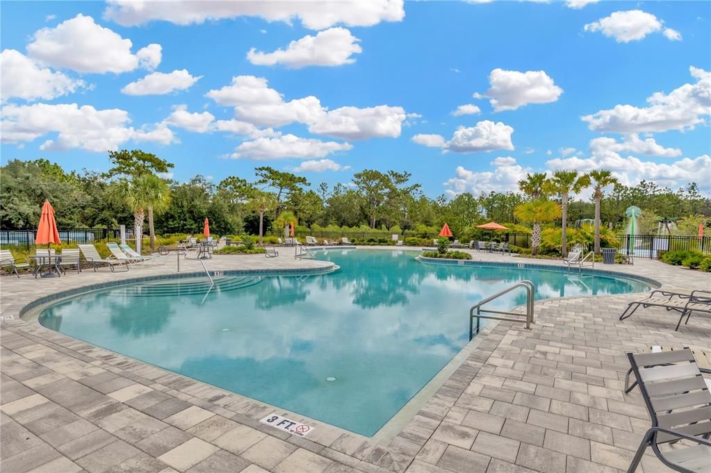 For Sale: $410,000 (3 beds, 2 baths, 1690 Square Feet)