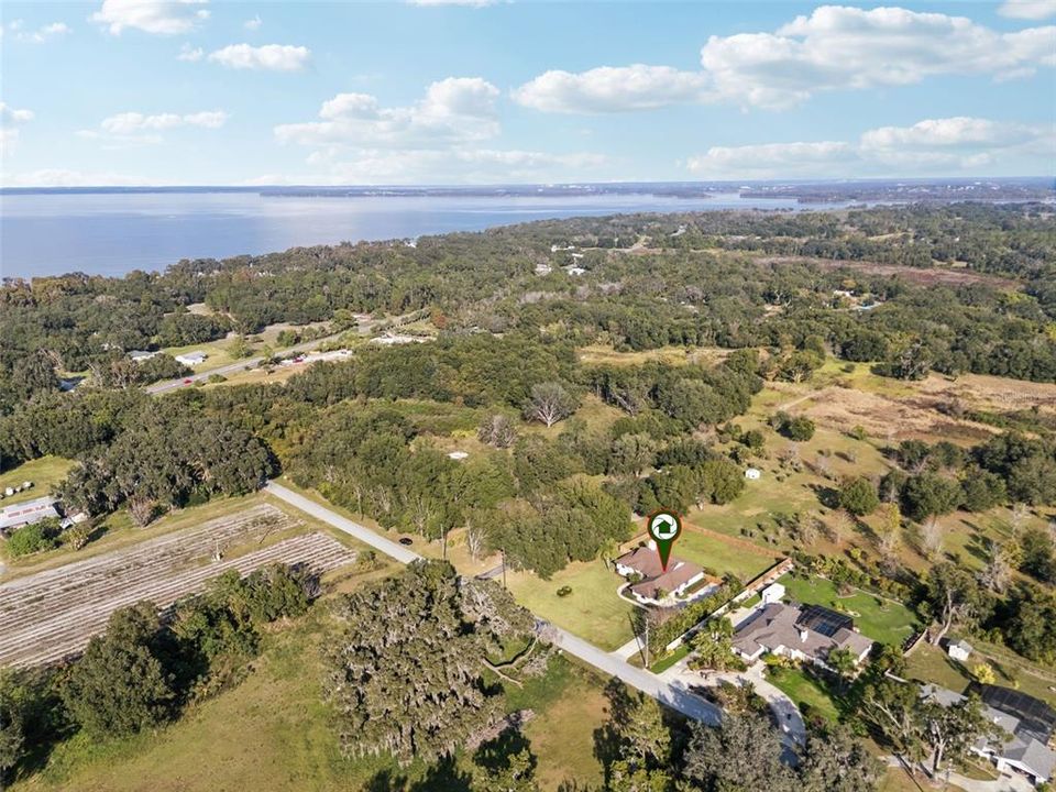 For Sale: $489,900 (4 beds, 2 baths, 2160 Square Feet)