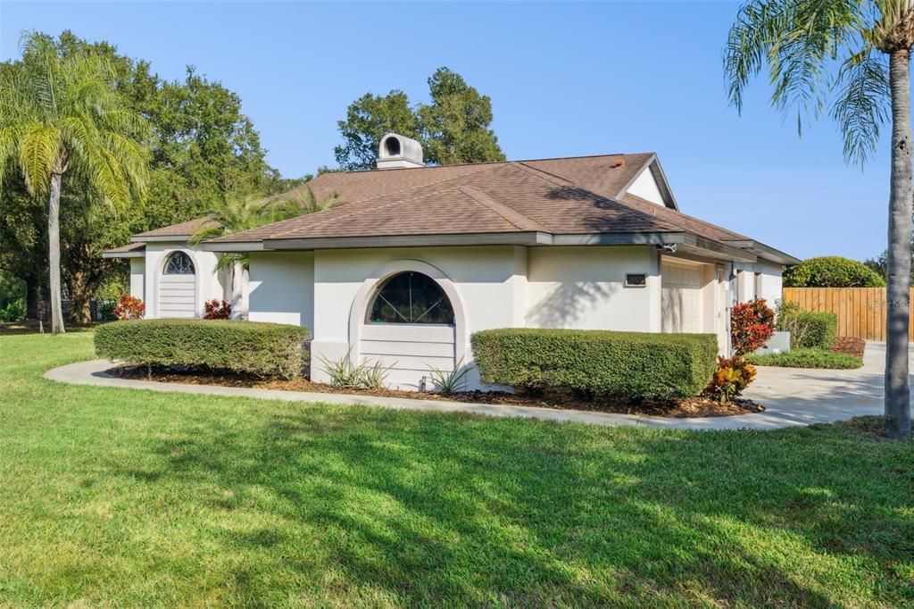 For Sale: $489,900 (4 beds, 2 baths, 2160 Square Feet)