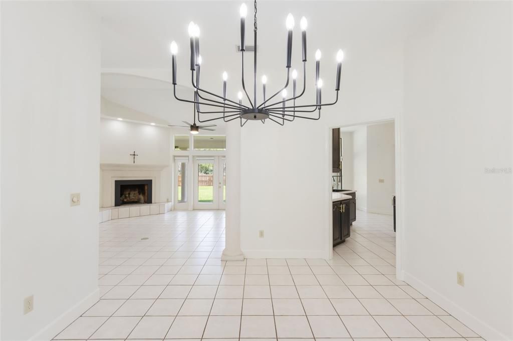 For Sale: $489,900 (4 beds, 2 baths, 2160 Square Feet)