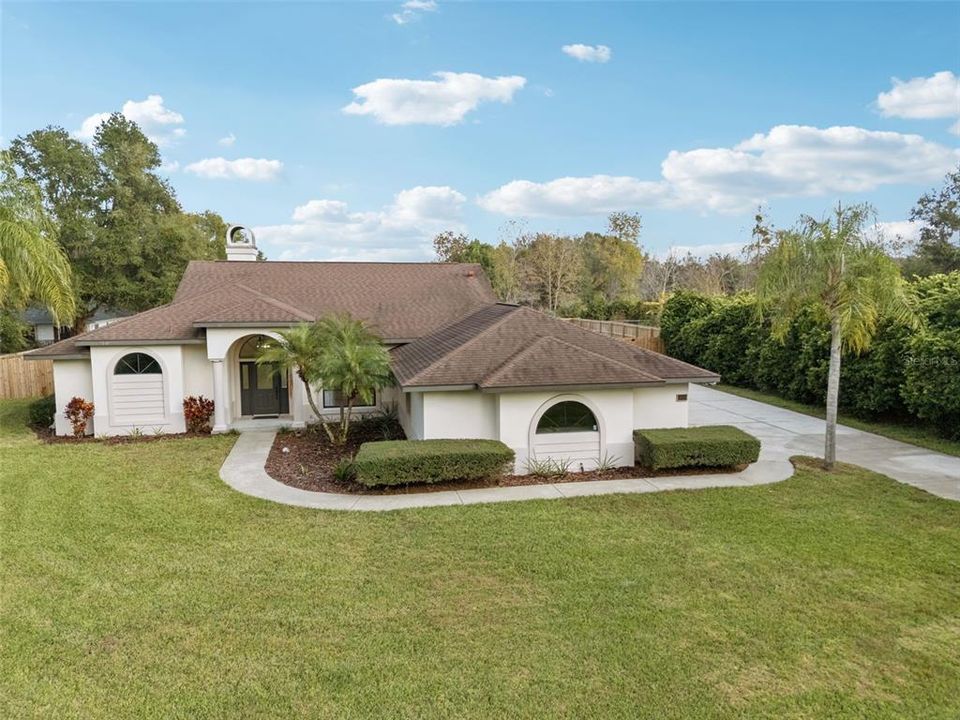 For Sale: $489,900 (4 beds, 2 baths, 2160 Square Feet)