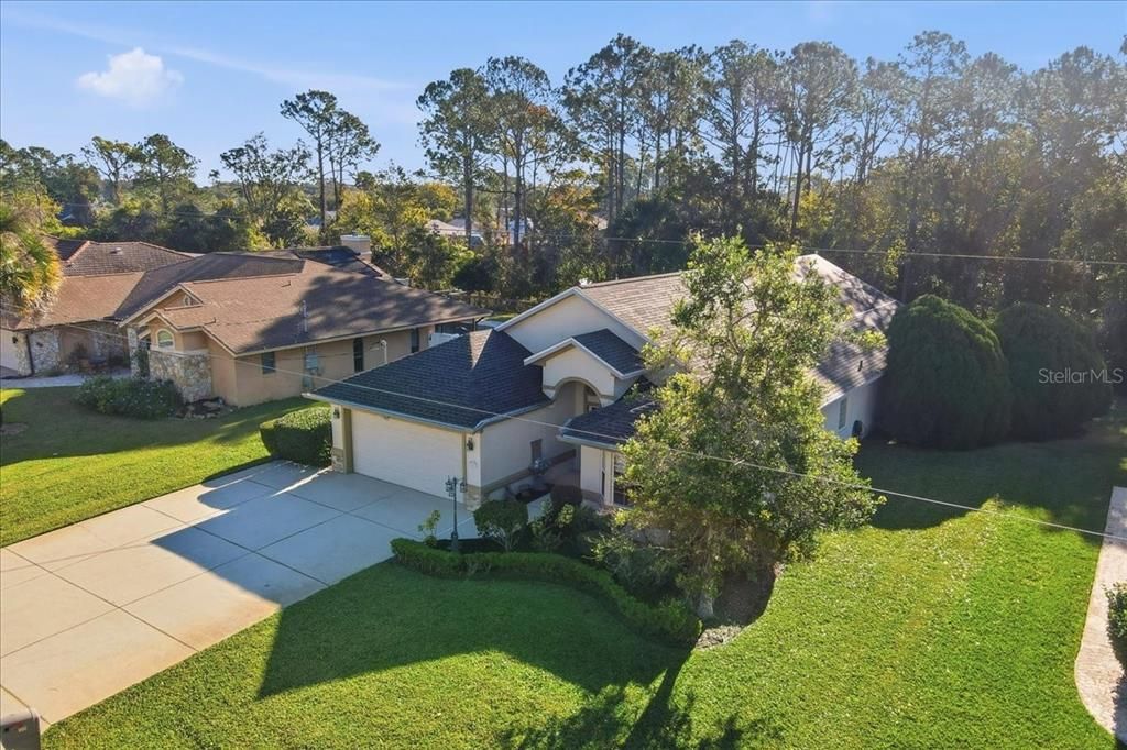 For Sale: $399,900 (3 beds, 2 baths, 1572 Square Feet)