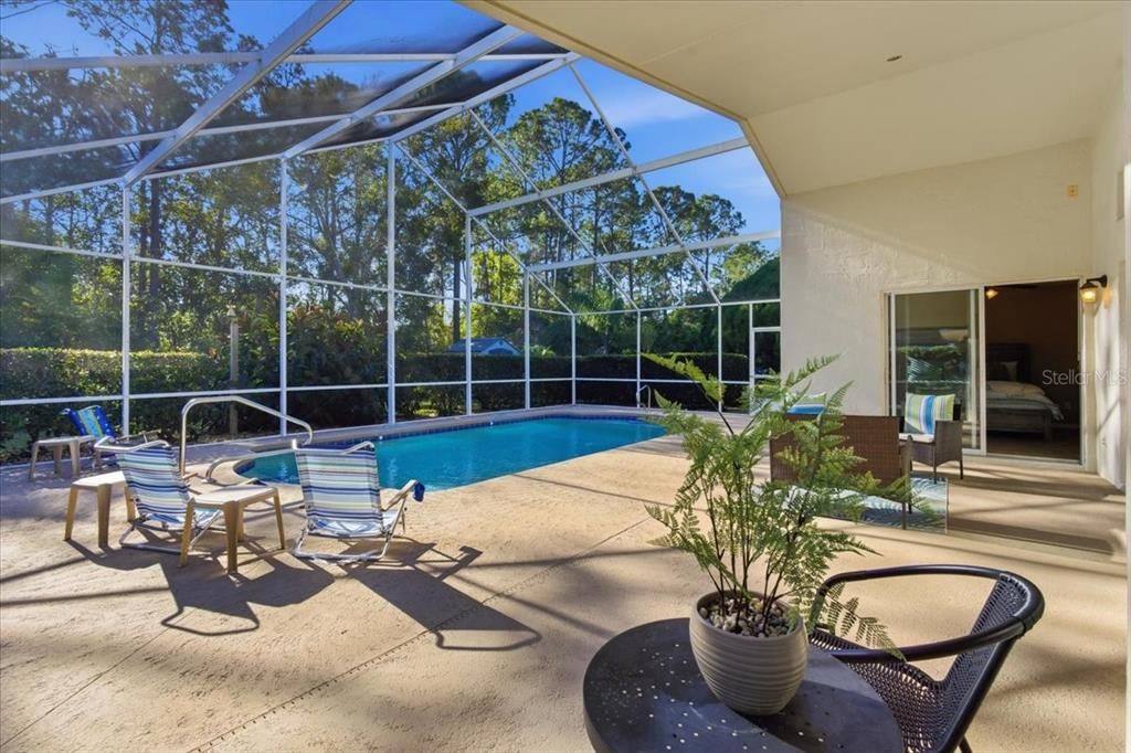 For Sale: $399,900 (3 beds, 2 baths, 1572 Square Feet)