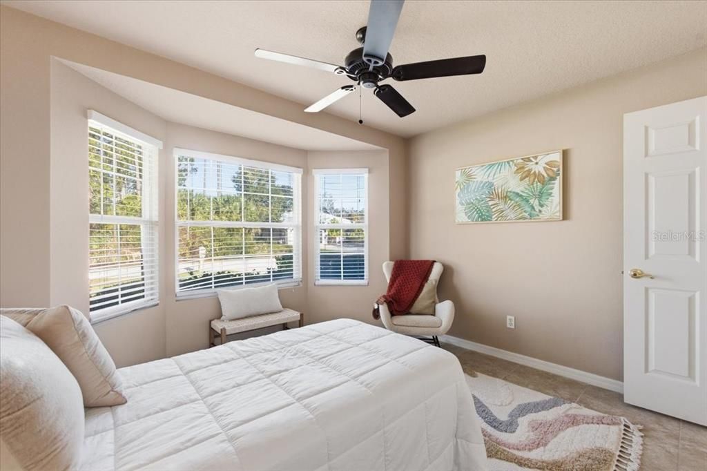 For Sale: $399,900 (3 beds, 2 baths, 1572 Square Feet)