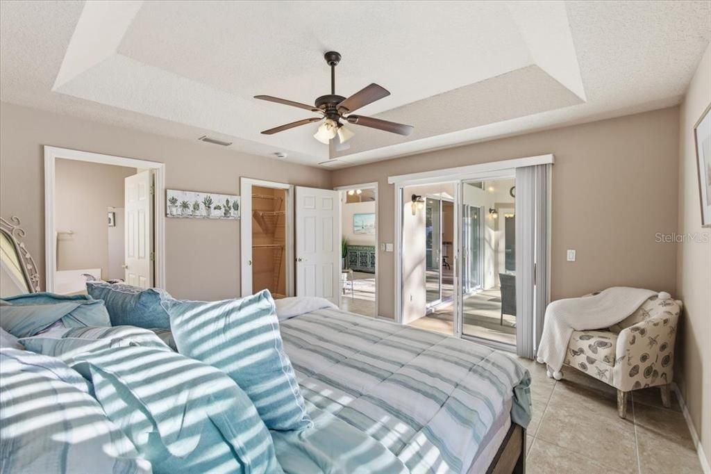 For Sale: $399,900 (3 beds, 2 baths, 1572 Square Feet)