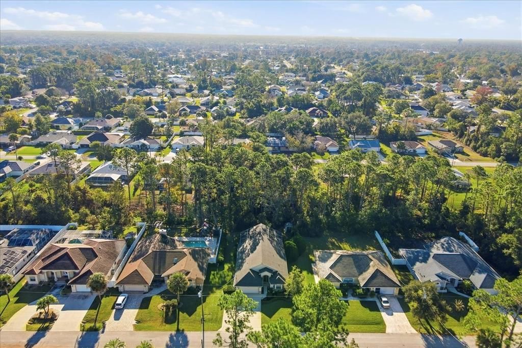 For Sale: $399,900 (3 beds, 2 baths, 1572 Square Feet)