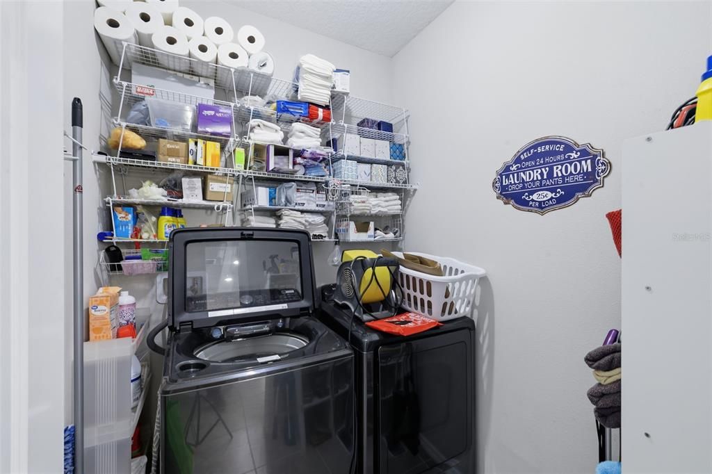 На продажу: $420,000 (4 спален, 3 ванн, 2272 Квадратных фут)