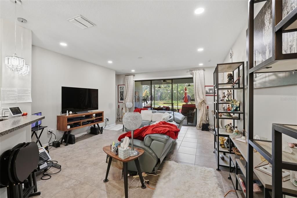 На продажу: $420,000 (4 спален, 3 ванн, 2272 Квадратных фут)