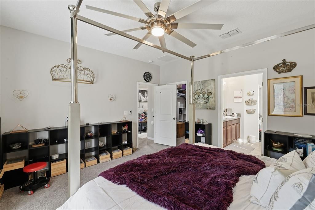 На продажу: $420,000 (4 спален, 3 ванн, 2272 Квадратных фут)