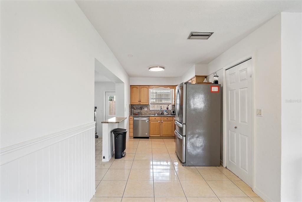 出租: $2,250 (3 贝兹, 2 浴室, 1620 平方英尺)