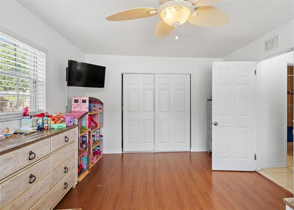 出租: $2,250 (3 贝兹, 2 浴室, 1620 平方英尺)