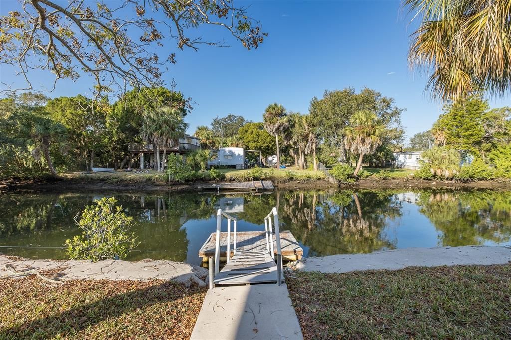 For Rent: $1,975 (2 beds, 1 baths, 672 Square Feet)