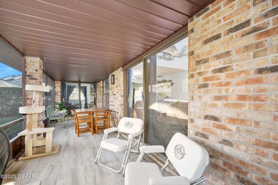 На продажу: $495,000 (3 спален, 2 ванн, 2033 Квадратных фут)