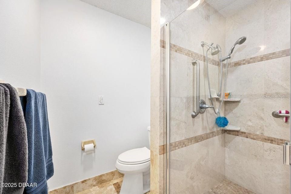 На продажу: $495,000 (3 спален, 2 ванн, 2033 Квадратных фут)