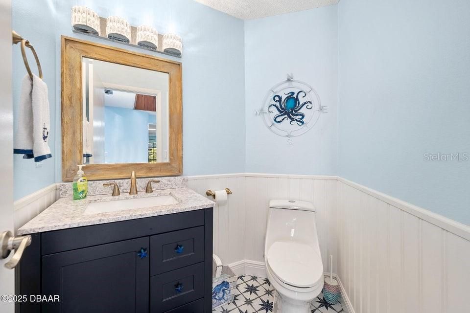 На продажу: $495,000 (3 спален, 2 ванн, 2033 Квадратных фут)