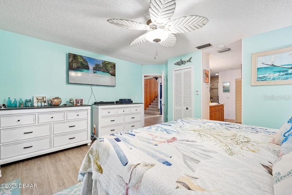 На продажу: $495,000 (3 спален, 2 ванн, 2033 Квадратных фут)