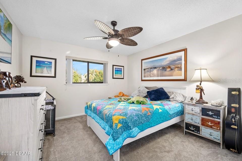 На продажу: $495,000 (3 спален, 2 ванн, 2033 Квадратных фут)