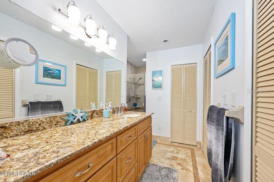 На продажу: $495,000 (3 спален, 2 ванн, 2033 Квадратных фут)