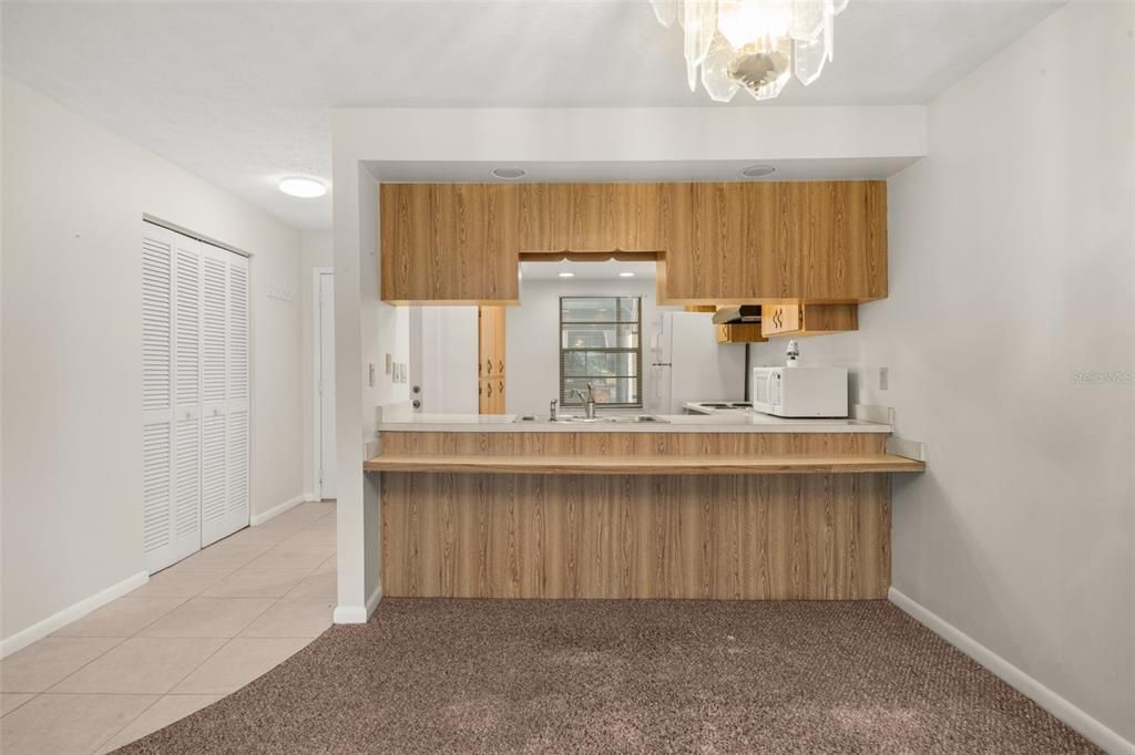 待售: $139,900 (2 贝兹, 2 浴室, 1324 平方英尺)