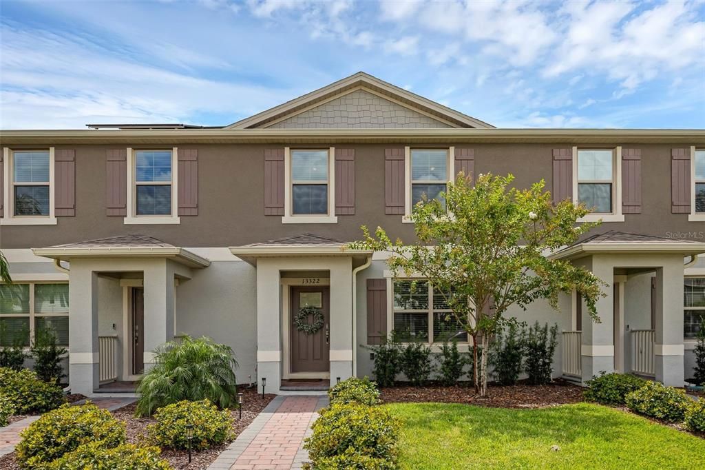 Recently Rented: $2,550 (3 beds, 2 baths, 1568 Square Feet)