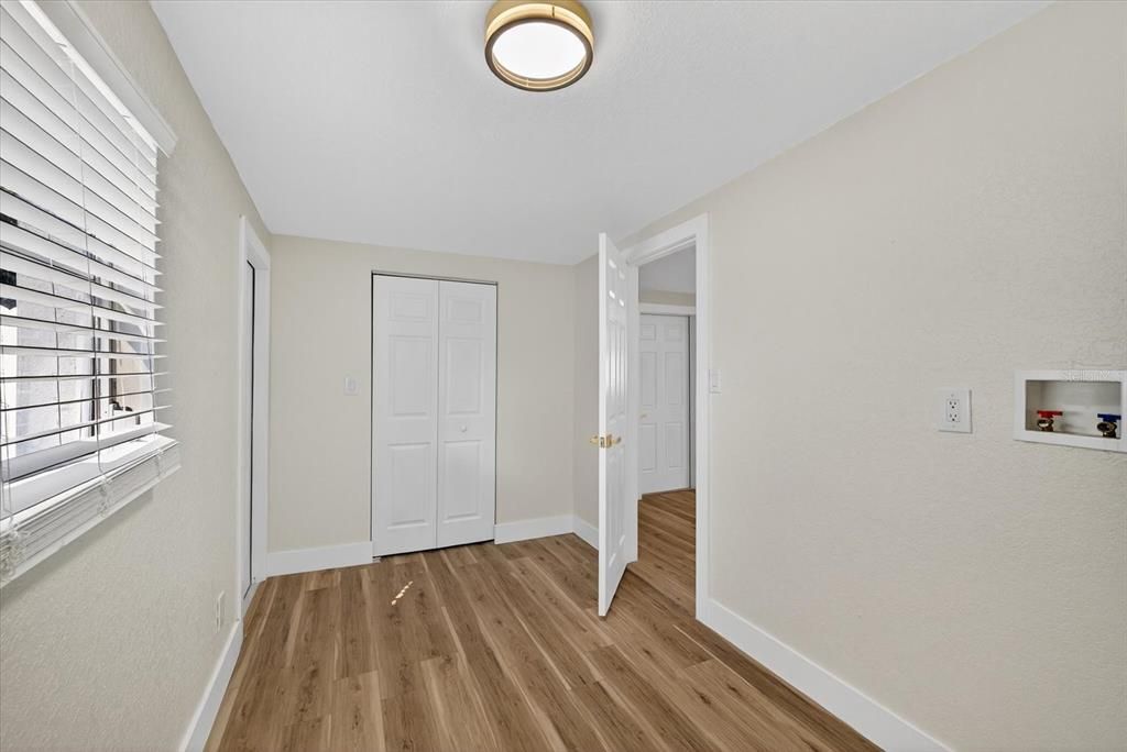 For Sale: $399,999 (4 beds, 2 baths, 1628 Square Feet)