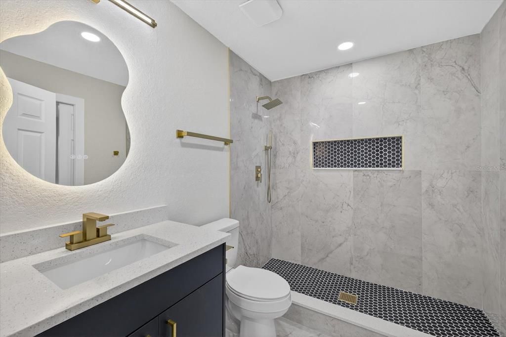 For Sale: $399,999 (4 beds, 2 baths, 1628 Square Feet)