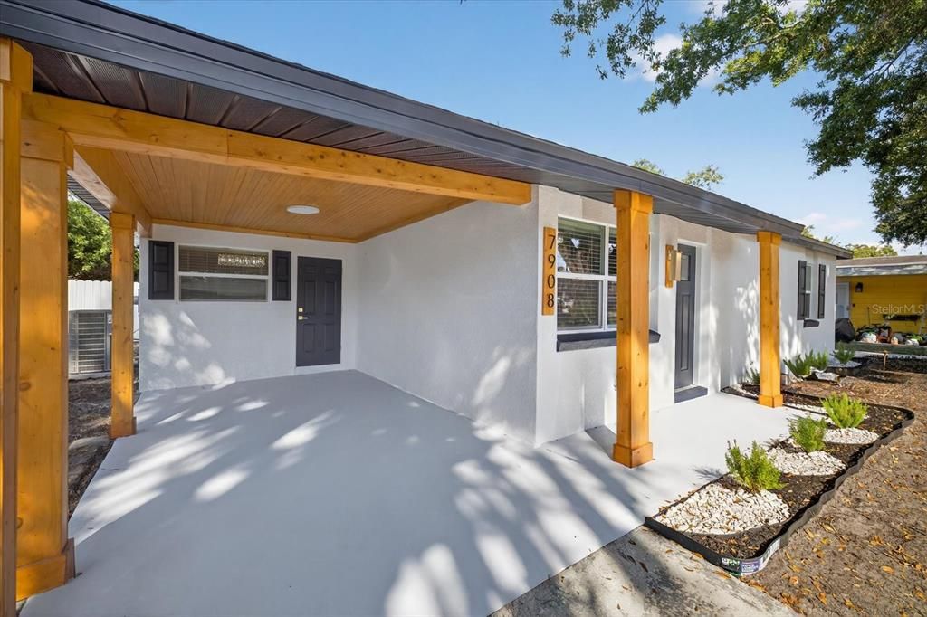 For Sale: $399,999 (4 beds, 2 baths, 1628 Square Feet)