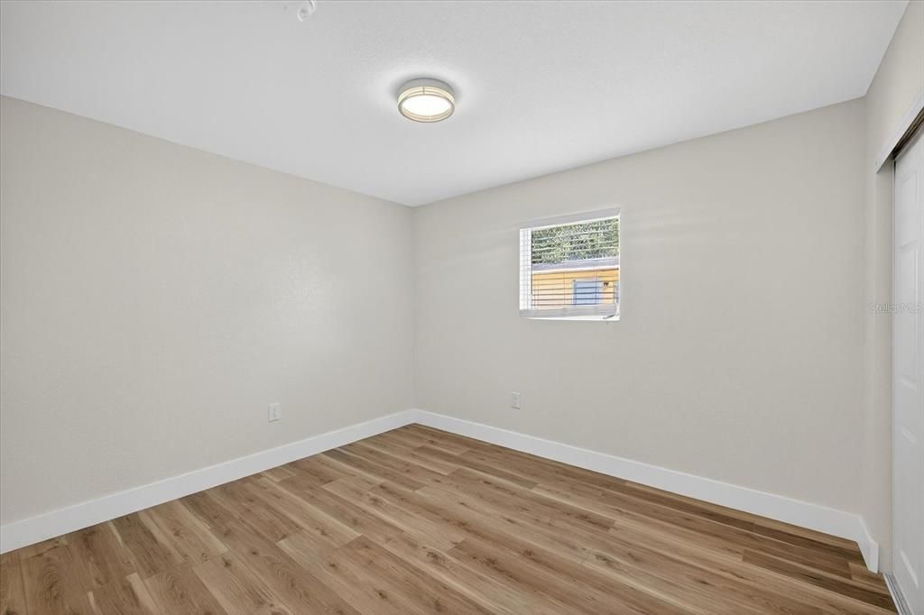 For Sale: $399,999 (4 beds, 2 baths, 1628 Square Feet)