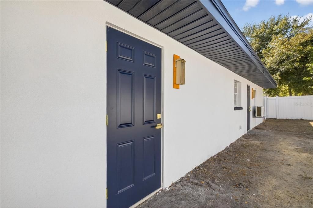 For Sale: $399,999 (4 beds, 2 baths, 1628 Square Feet)