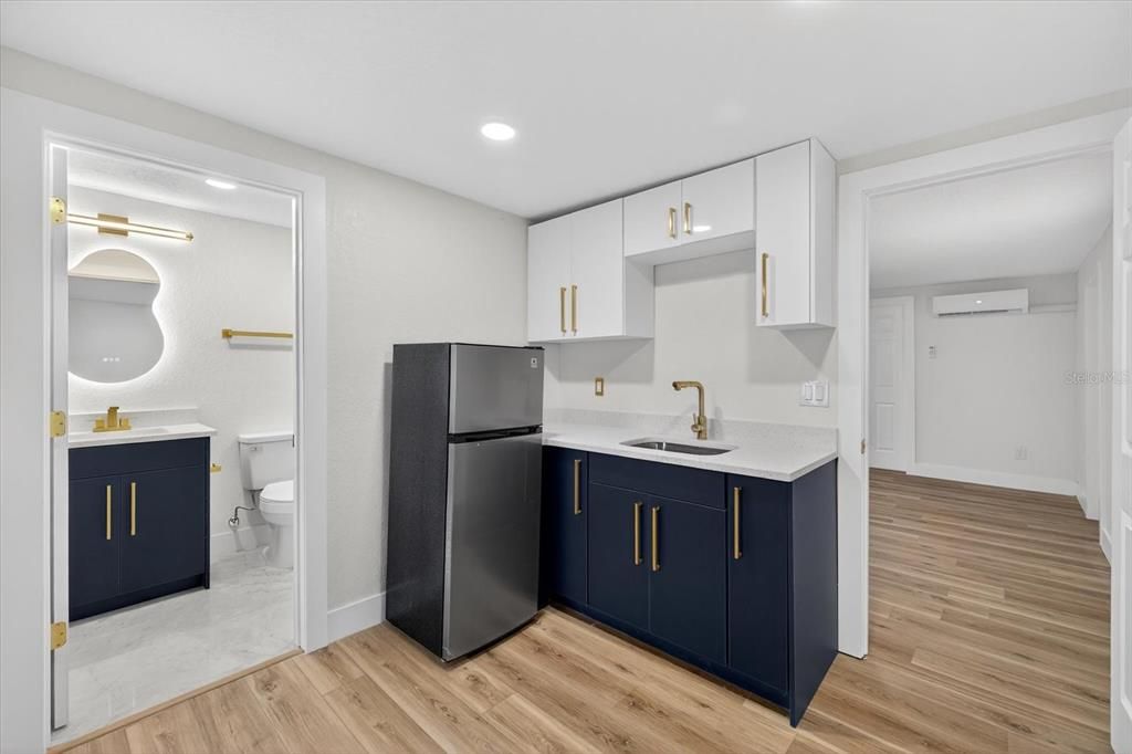 For Sale: $399,999 (4 beds, 2 baths, 1628 Square Feet)