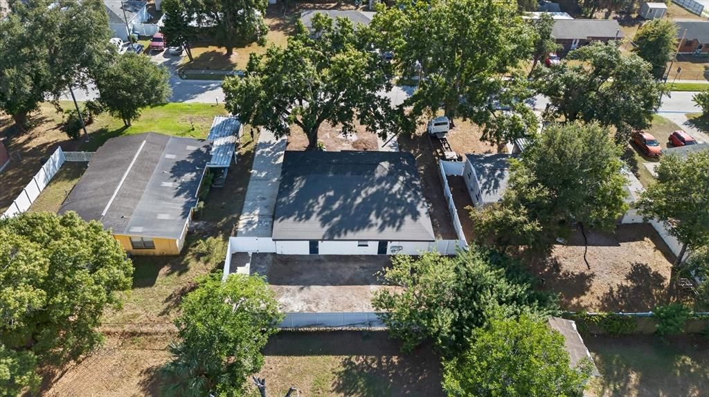 For Sale: $399,999 (4 beds, 2 baths, 1628 Square Feet)