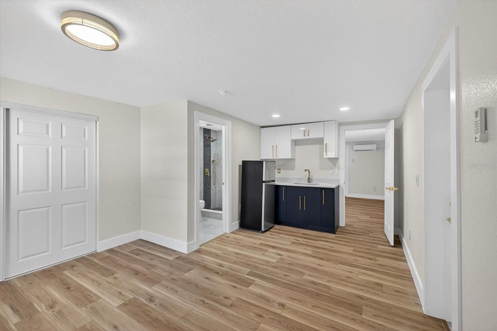 For Sale: $399,999 (4 beds, 2 baths, 1628 Square Feet)