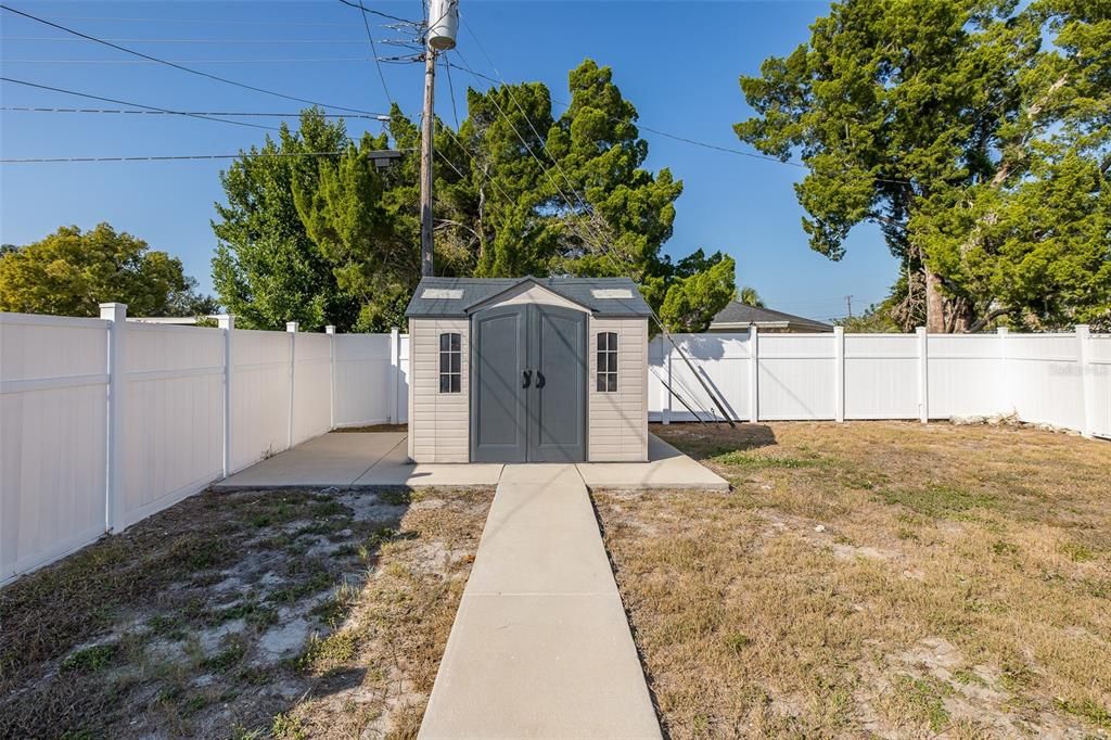 For Rent: $1,875 (2 beds, 1 baths, 822 Square Feet)