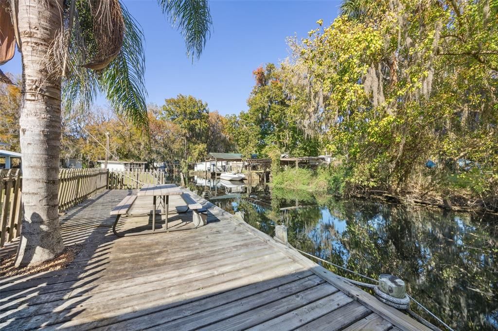 For Sale: $120,000 (2 beds, 1 baths, 1044 Square Feet)