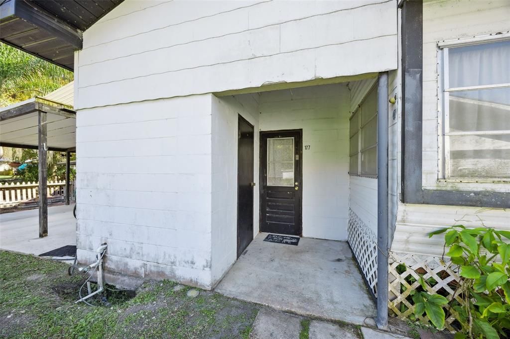 For Sale: $120,000 (2 beds, 1 baths, 1044 Square Feet)