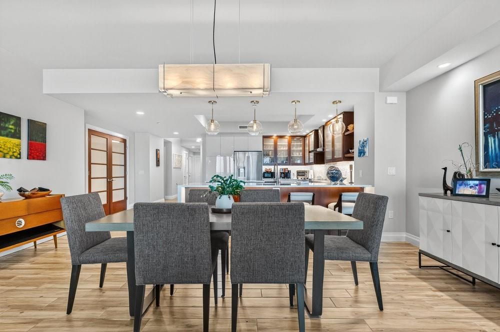 En Venta: $2,999,999 (3 camas, 3 baños, 2852 Pies cuadrados)