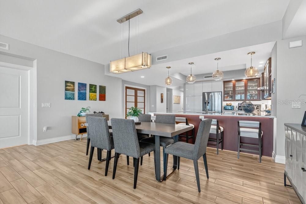 En Venta: $2,999,999 (3 camas, 3 baños, 2852 Pies cuadrados)