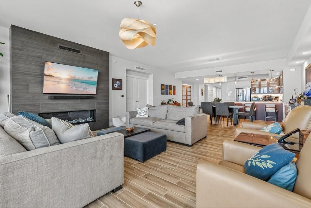 En Venta: $2,999,999 (3 camas, 3 baños, 2852 Pies cuadrados)