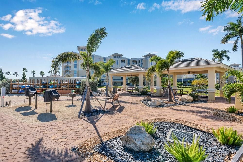 En Venta: $2,999,999 (3 camas, 3 baños, 2852 Pies cuadrados)