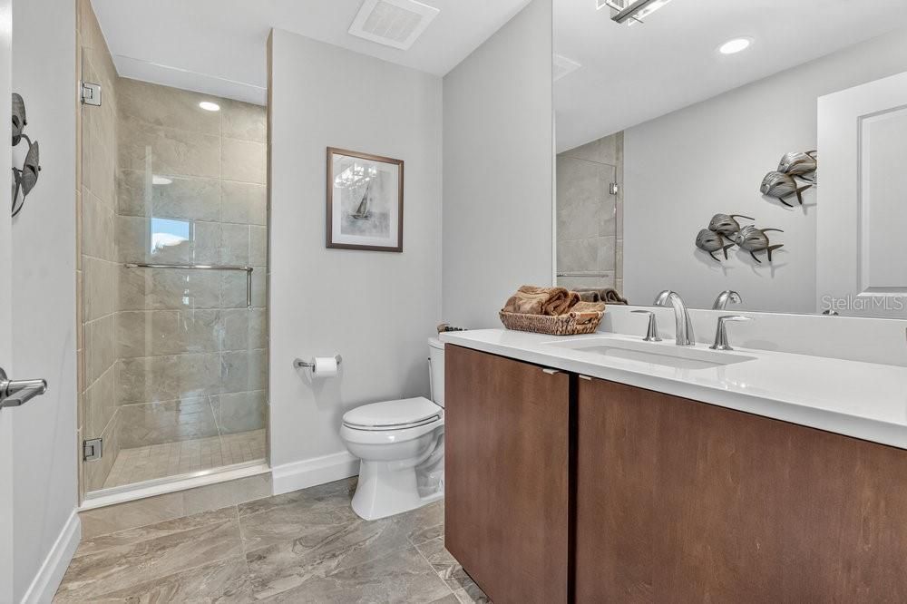 En Venta: $2,999,999 (3 camas, 3 baños, 2852 Pies cuadrados)