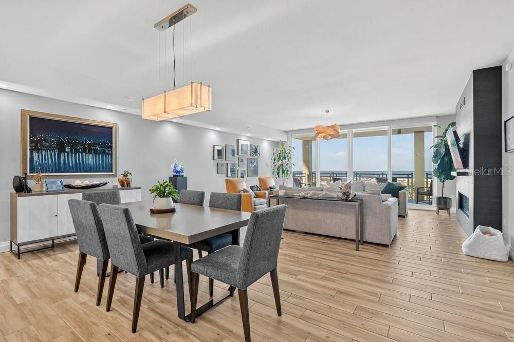 En Venta: $2,999,999 (3 camas, 3 baños, 2852 Pies cuadrados)