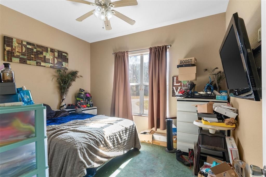 For Sale: $875,000 (4 beds, 3 baths, 4996 Square Feet)