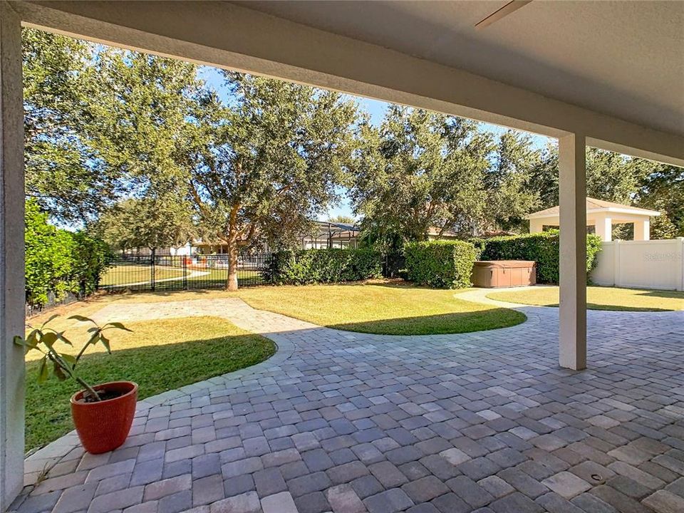 На продажу: $735,000 (5 спален, 2 ванн, 2999 Квадратных фут)