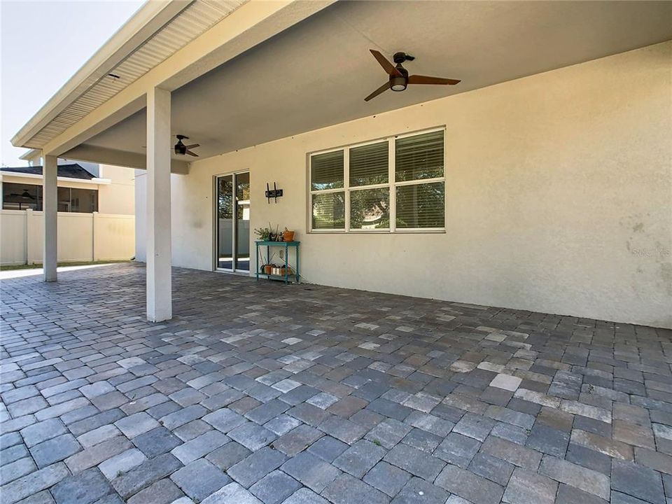 На продажу: $735,000 (5 спален, 2 ванн, 2999 Квадратных фут)