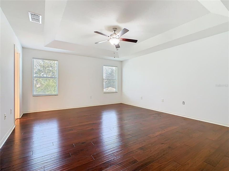 На продажу: $735,000 (5 спален, 2 ванн, 2999 Квадратных фут)