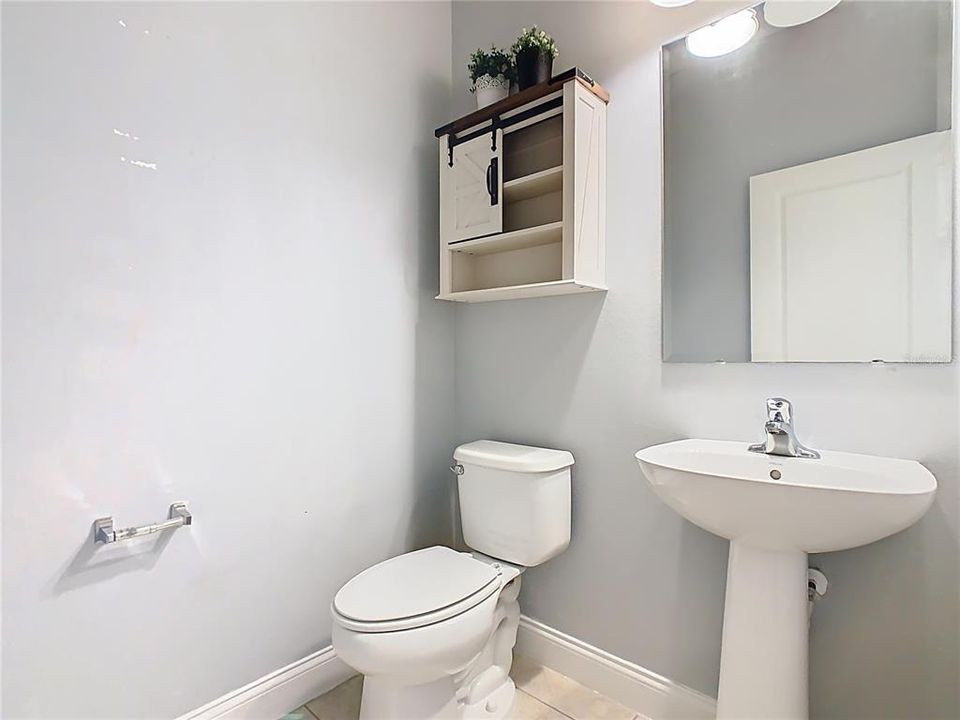 На продажу: $735,000 (5 спален, 2 ванн, 2999 Квадратных фут)