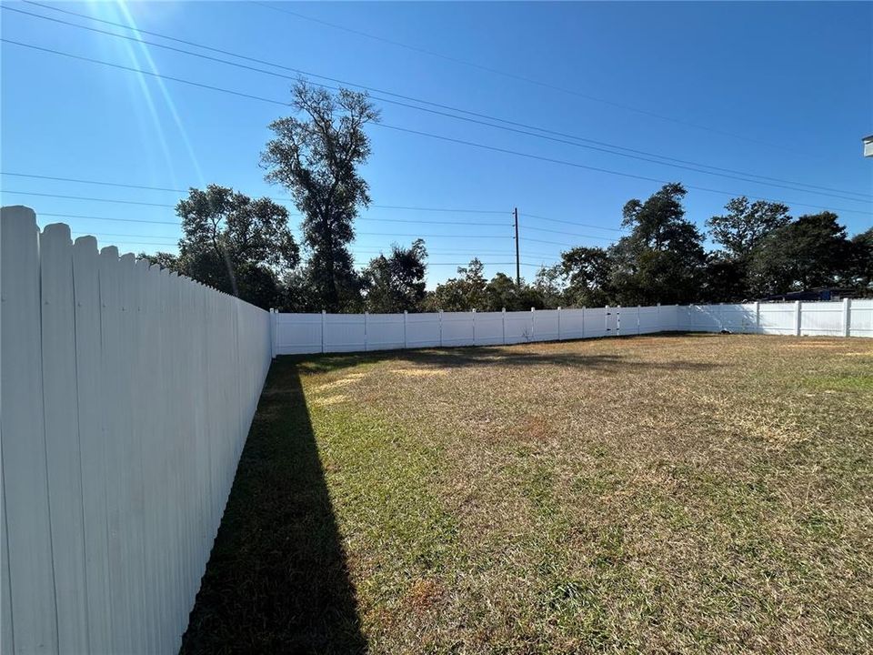 For Rent: $1,850 (3 beds, 2 baths, 1337 Square Feet)