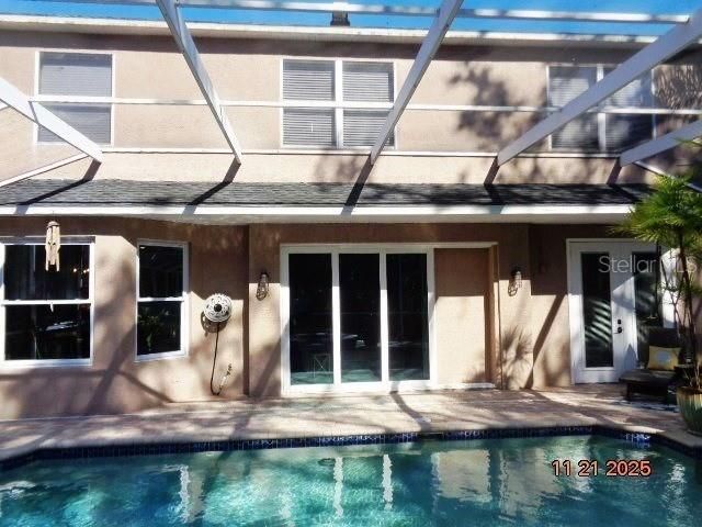 En Venta: $649,998 (6 camas, 3 baños, 3674 Pies cuadrados)